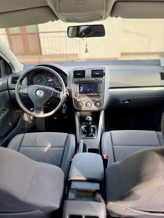Golf V, 1.6 Benzina + GPL, Recent Adus, Numere rosii valabile
