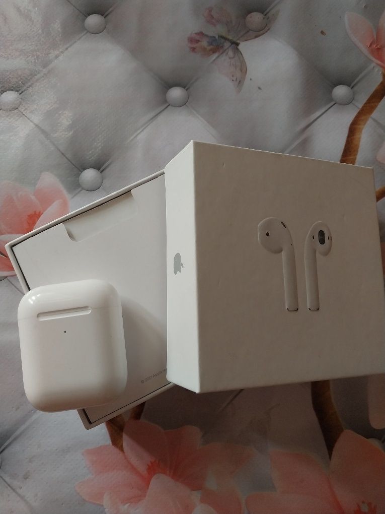 Airpods 2  продаётся
