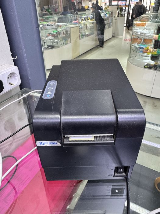 Термопринтер для штрихкодов xp-235b. Удобная для учета товара.