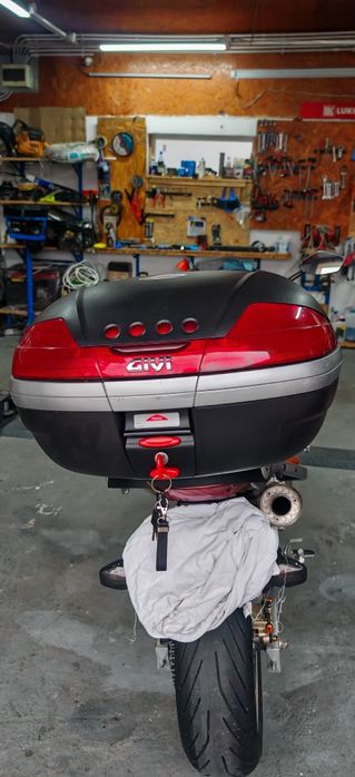 Top Case Givi Hornet PC36