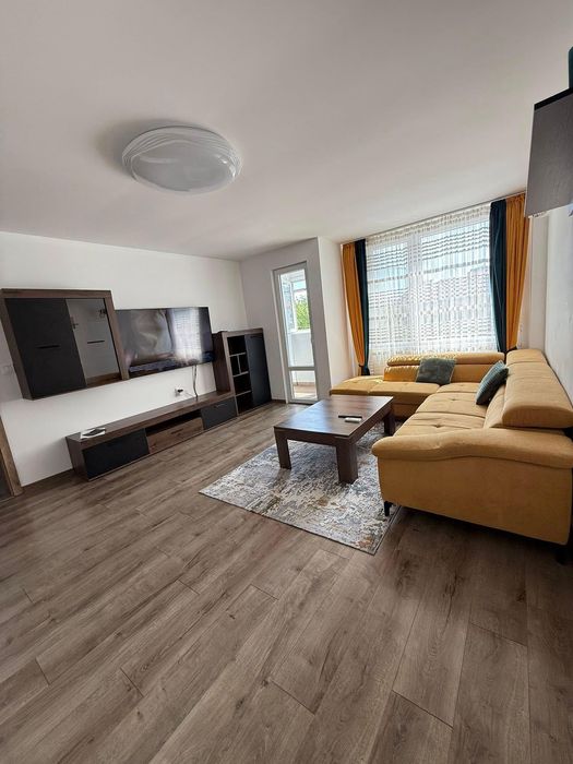 Просторен ТРИСТАЕН апартамент в кв. Кършияка/ С ПАРКОМЯСТО!!!