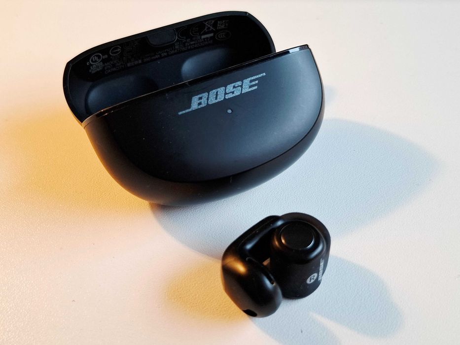 Casti BOSE Ultra Open Earbuds, True Wireless, Bluetooth, Open-ear, Mic