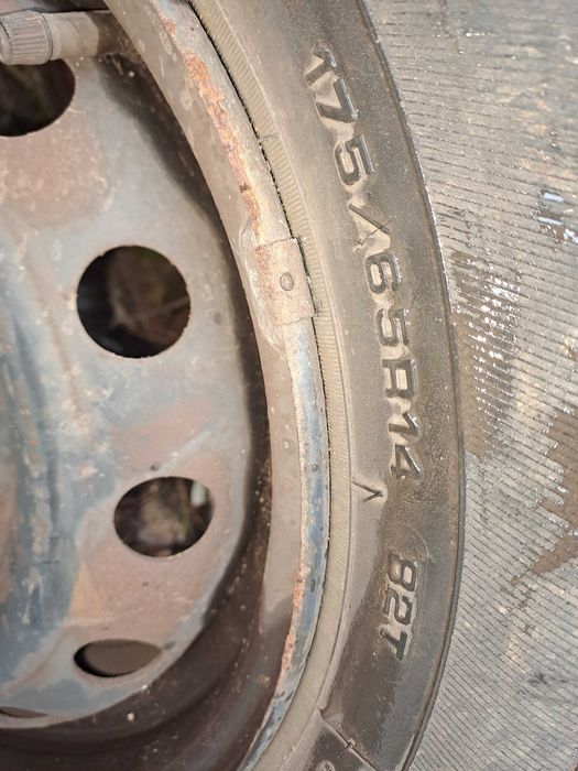 гуми с джанти 14 цола за ситроен