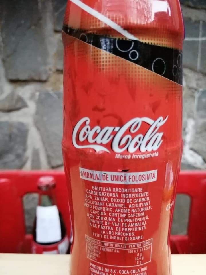 Coca-Cola sticlă de colecție Cristian Chivu Euro 2004