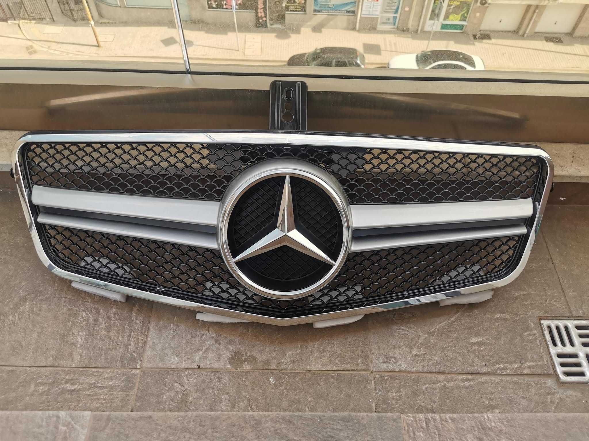 Решетка/маска с емблема тип AMG E63 за Mercedes W212 2009/2013