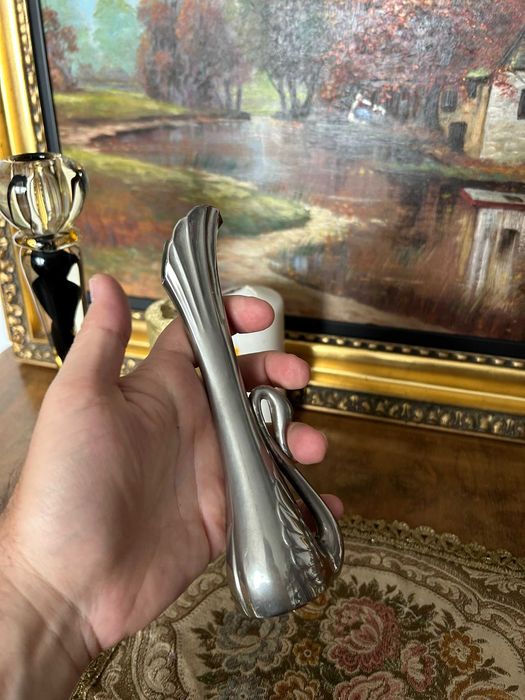 DN992 Vaza tip lebada 210g 18cm h