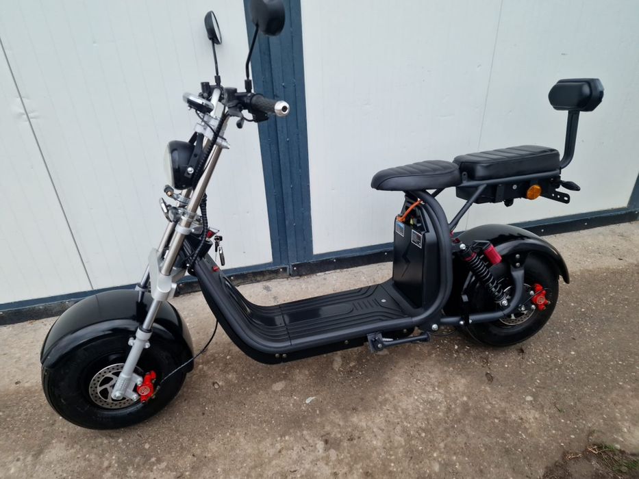 Scuter electric tip Harley – 60V 20Ah, autonomie mare, doar 330 km!