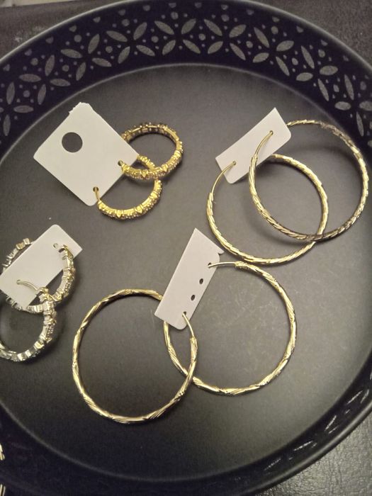 Cercei noi placați cu aur