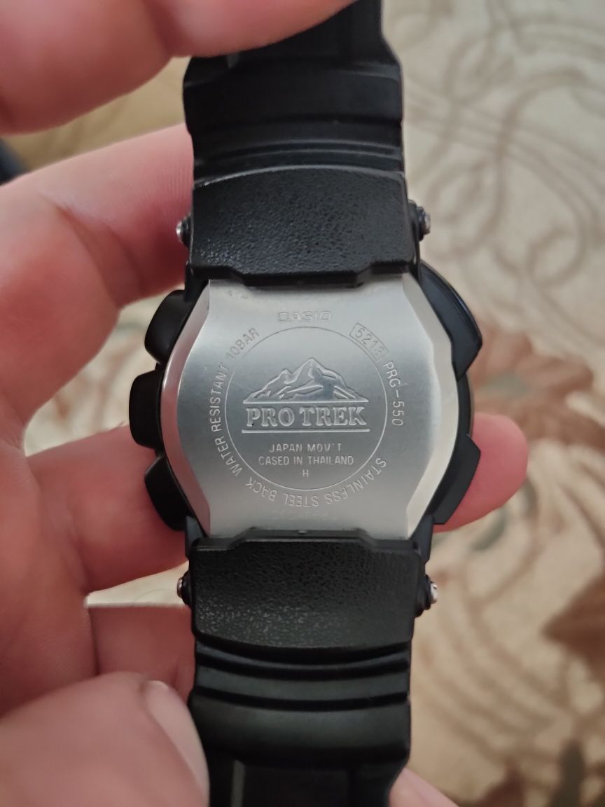 Продам часы Casio PRG-550-1A1ER