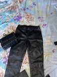 Set poseta si pantalon de piele