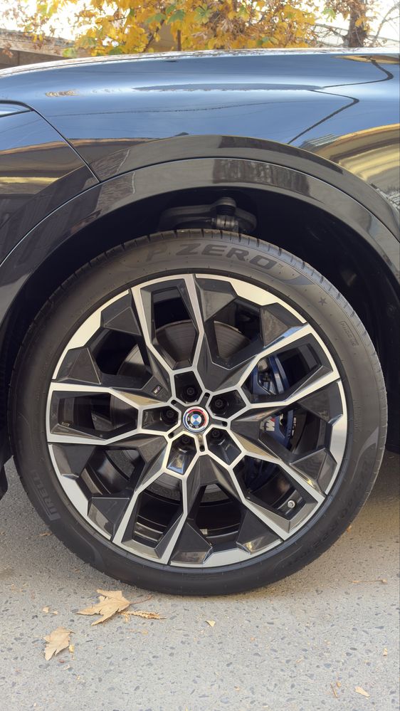 Bmw x7 full m paket bez probeg