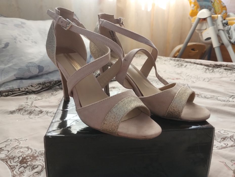 pantofi damă crem cu sclipici