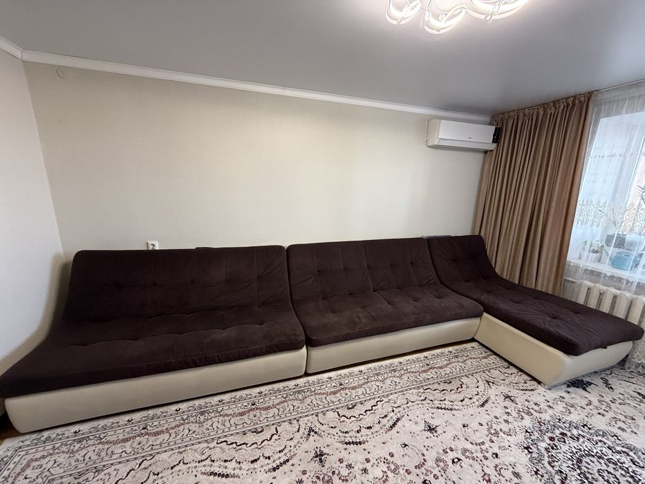 Продам диван 4,5 метров