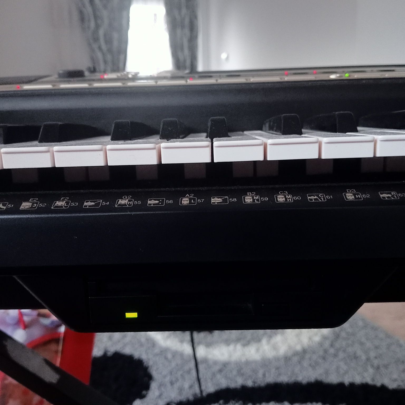 Yamaha psr -740 !