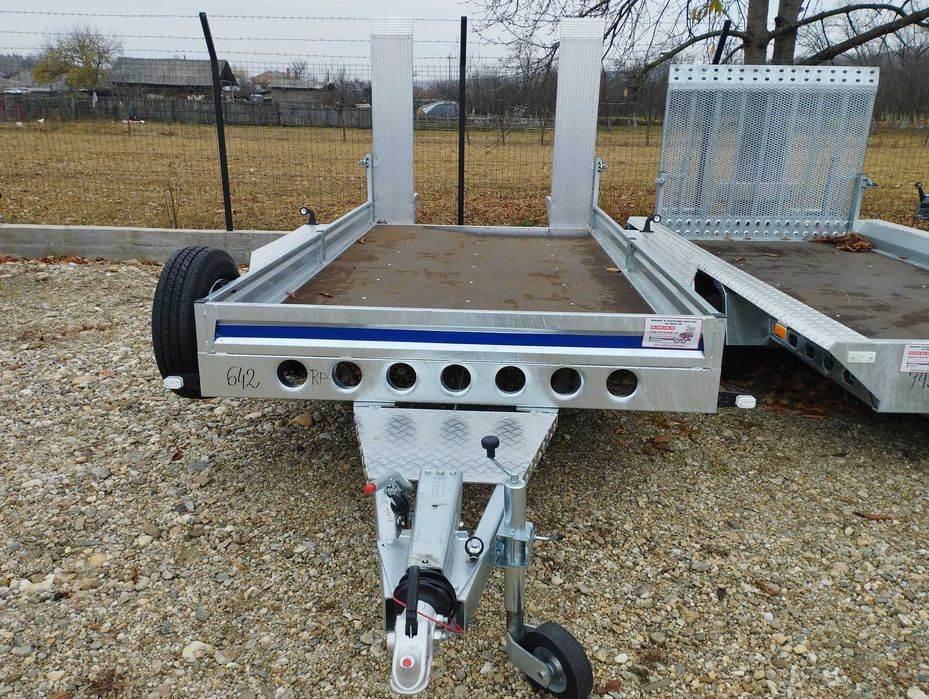 Remorca transport utilaje,2700-3500 kg noua-posibilitate rate