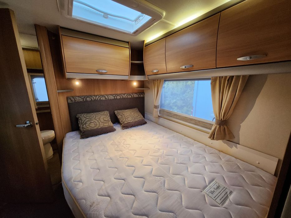 Rulota Swift Challenger,Matrimonial,Mover,Cort Aer,4-5pers,Dus separat