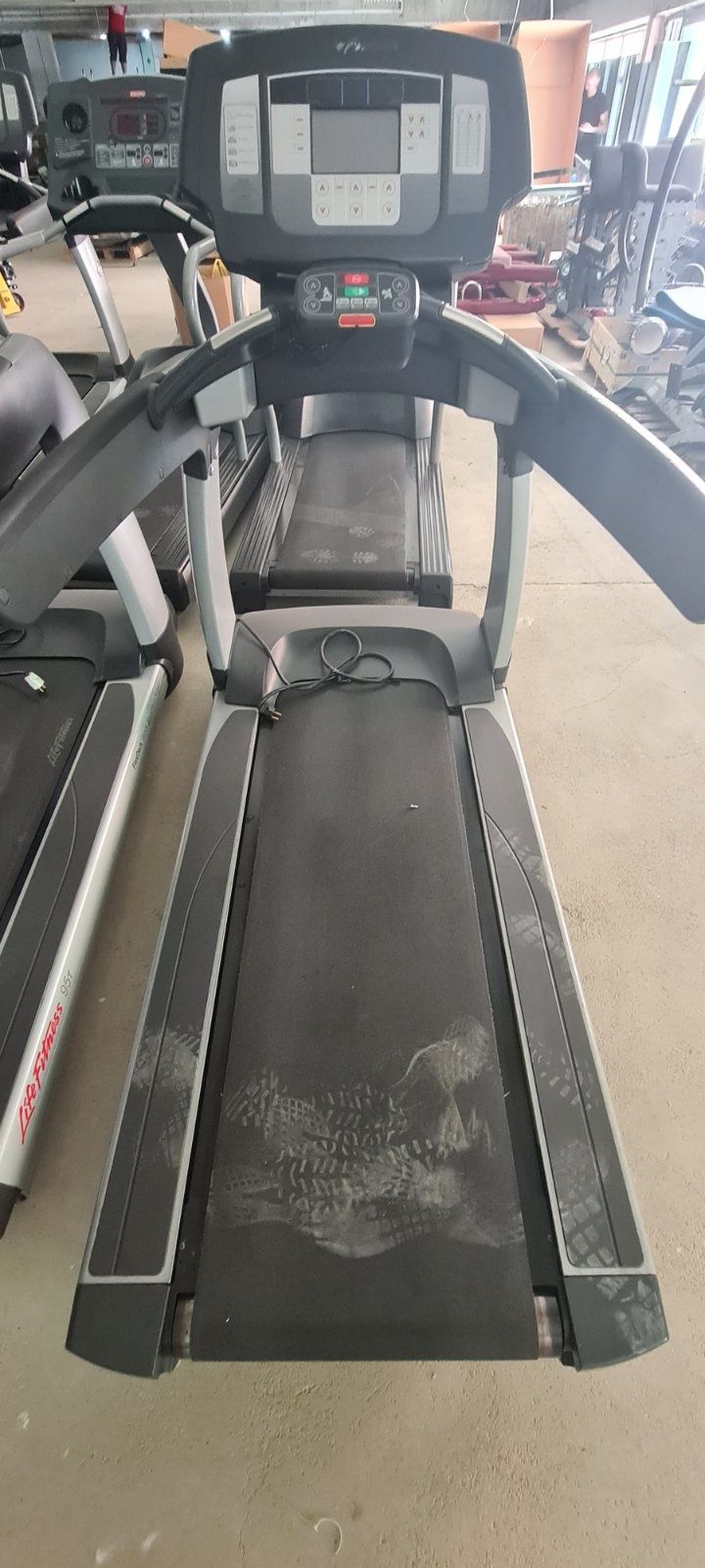 Life fitness пътеки за бягане професионални лайф фитнес