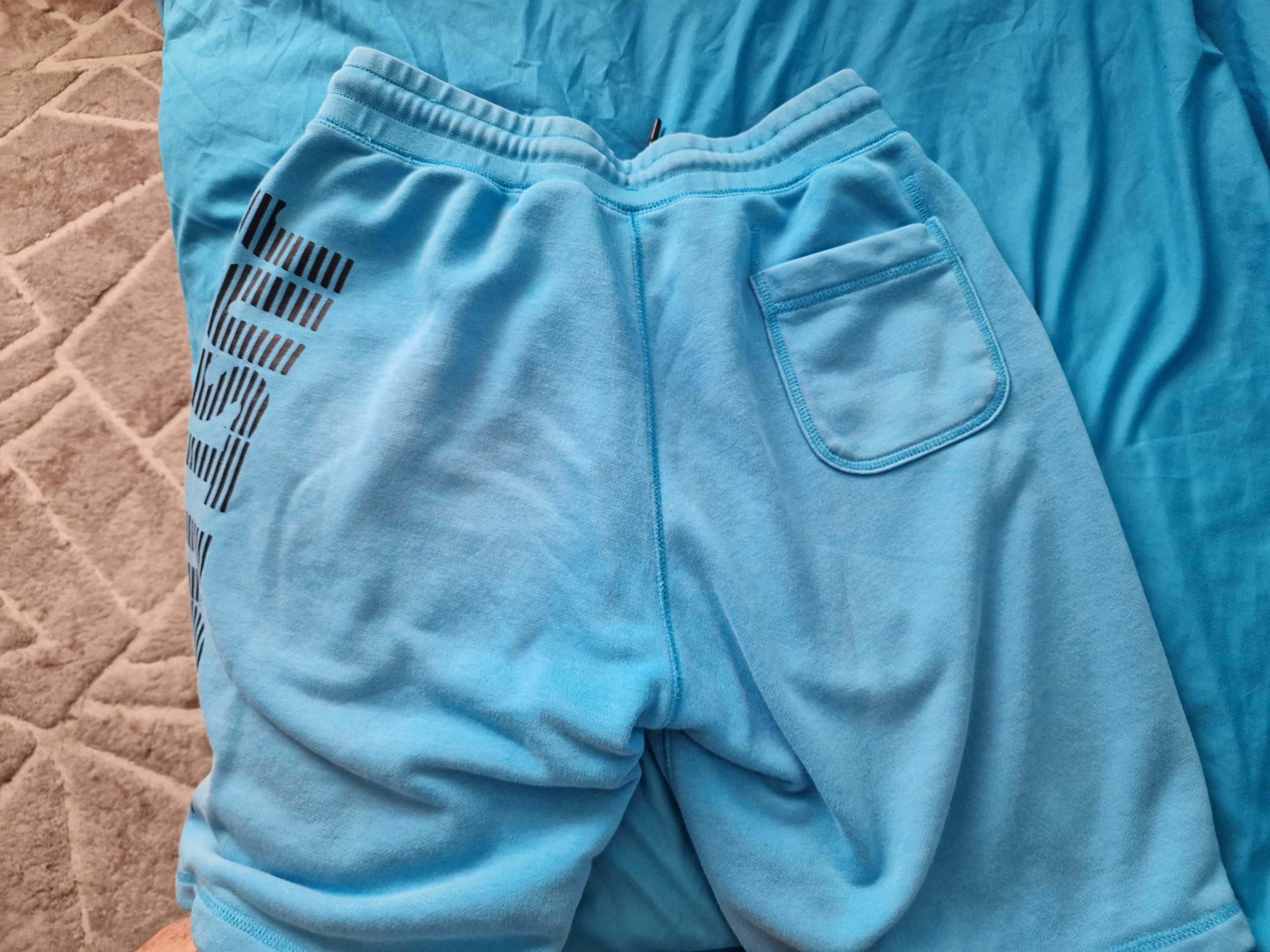 Оригинални Nike панталони