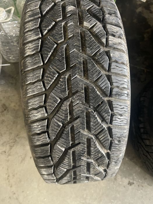 Зимни гуми 225/45R17