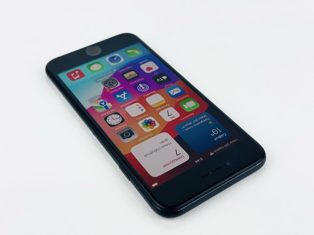 Apple iPhone SE 2020 64GB Black 97% Батерия! Гаранция!