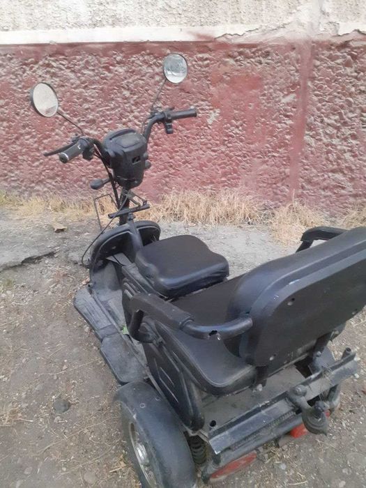 Skuter     sotiladi