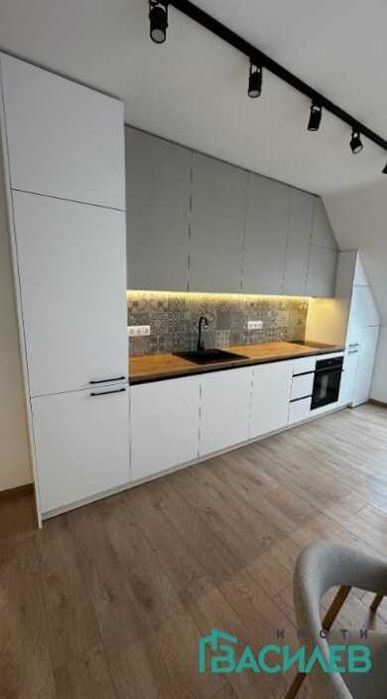 Продава 3-СТАЕН
град София, Център