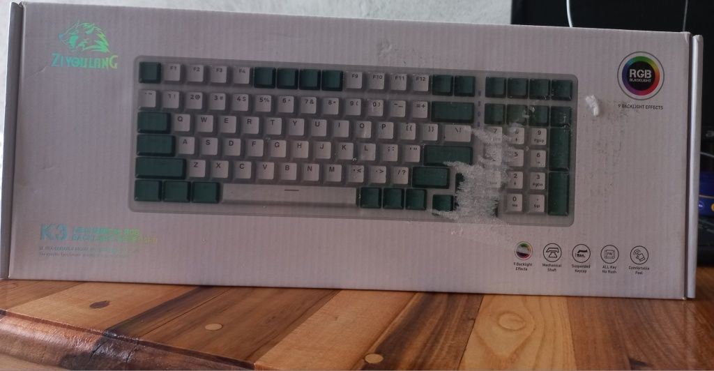 tastatura mecanica gaming noua in cutie