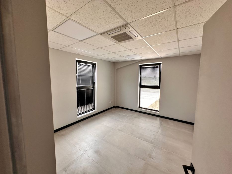 Haladepozit 600m2 | birouri 120m2  | teren 1650m2