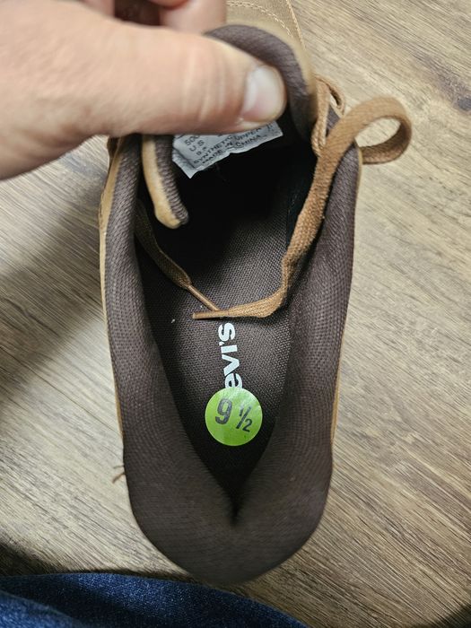 Маратонки Levi's 43