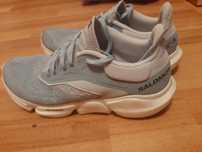 Adidasi Salomon Predict 3