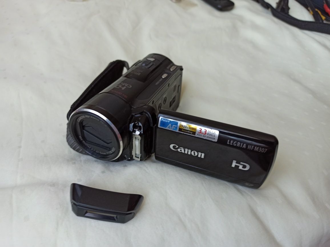 Видеокамера Canon HD LEGRIA HFM307