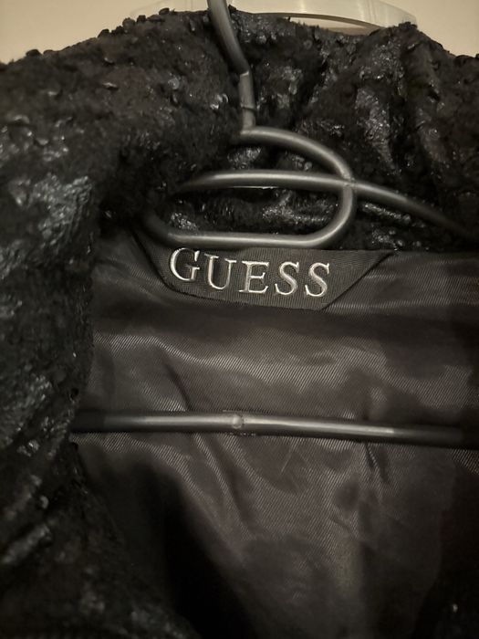 Guess зимно дамско яке