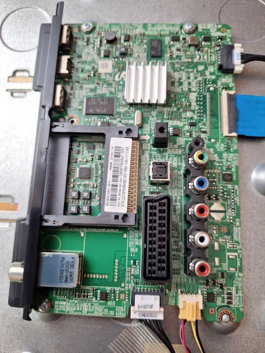 Части за Samsung UE40J5100AW