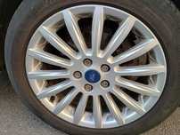 Ford 5x108 17 с отлични летни гуми