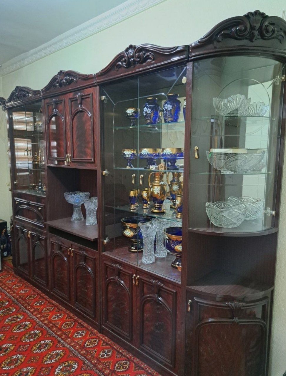 Стенка для гостиной в отличном состоянии