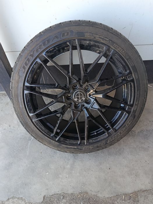 BMW Лиска сотилади