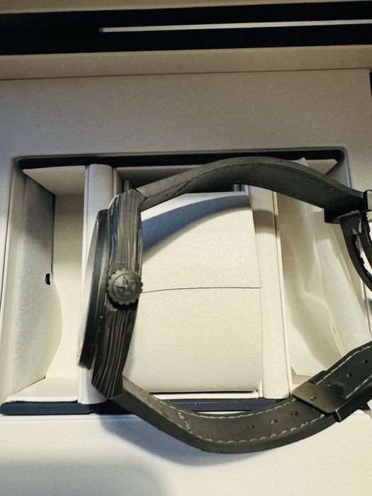 Ceas Zenith Defy Skeleton Carbon