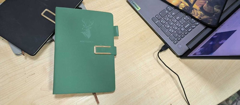 Новые! Ежедневники, книжки и блокноты для записей