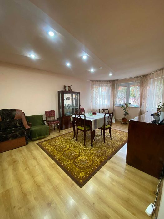 Casă de vânzare Mediaș, Binder Bubi, vis-à-vis de hotel (Fără agenții)