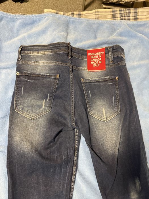 Dsquared дънки.