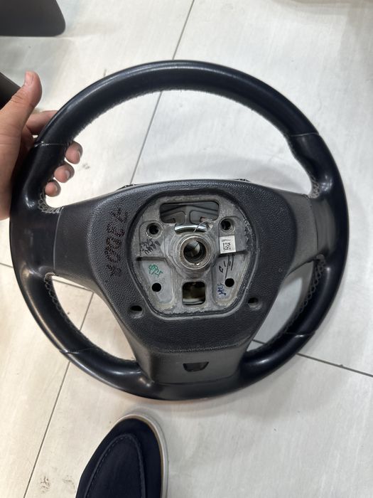 malibu rul 1 holati yaxshi air baglari bor