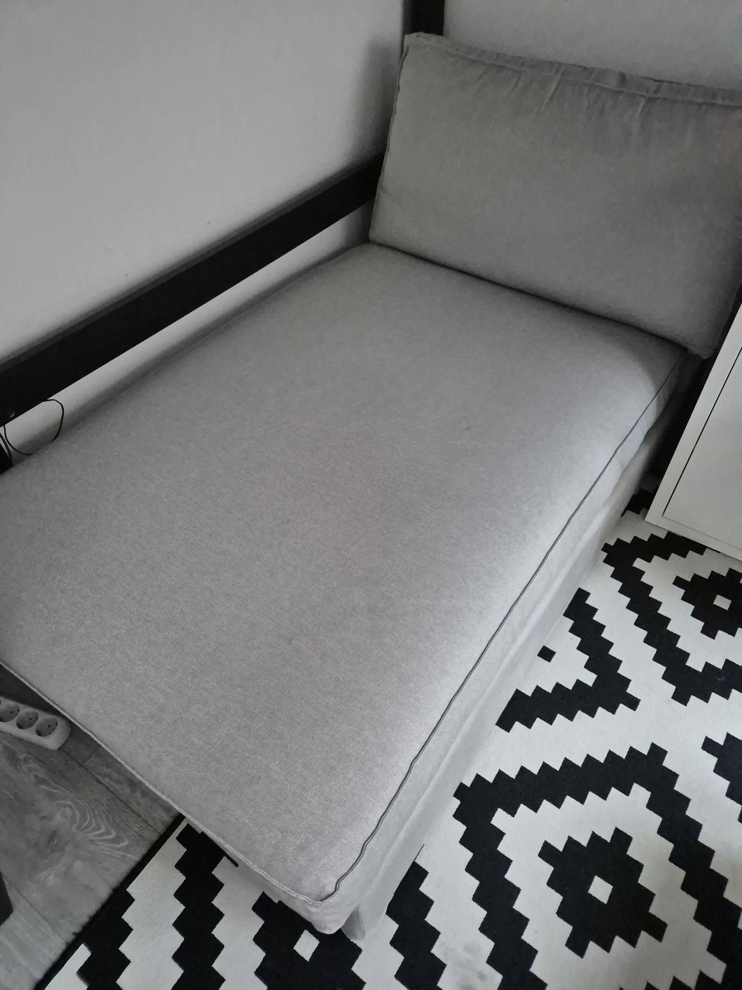 Canapea sezlong Ikea Kivik