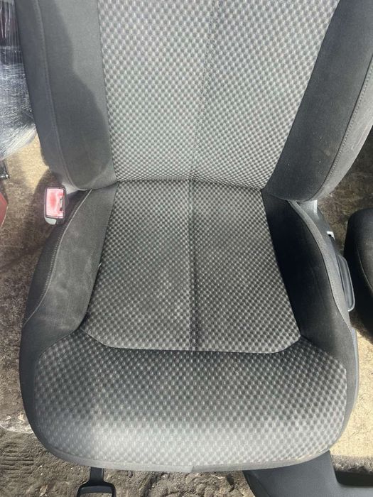 Плюшен платнян салон Volkswagen Passat 7 Седалки плат Пасат 7 Н777