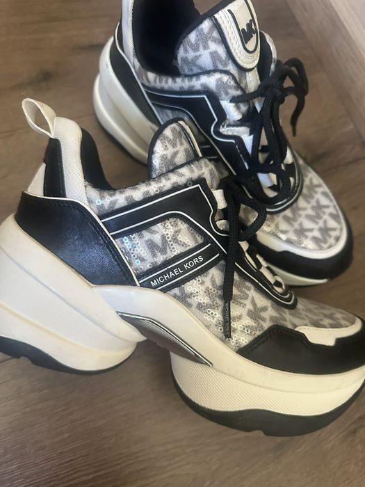 Michael Kors sneakers