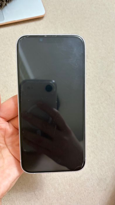 iPhone 14 сиреневый