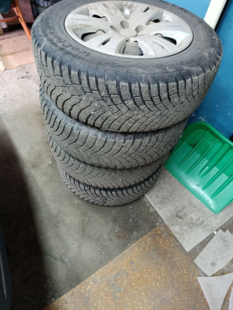 Продам зимние шины
