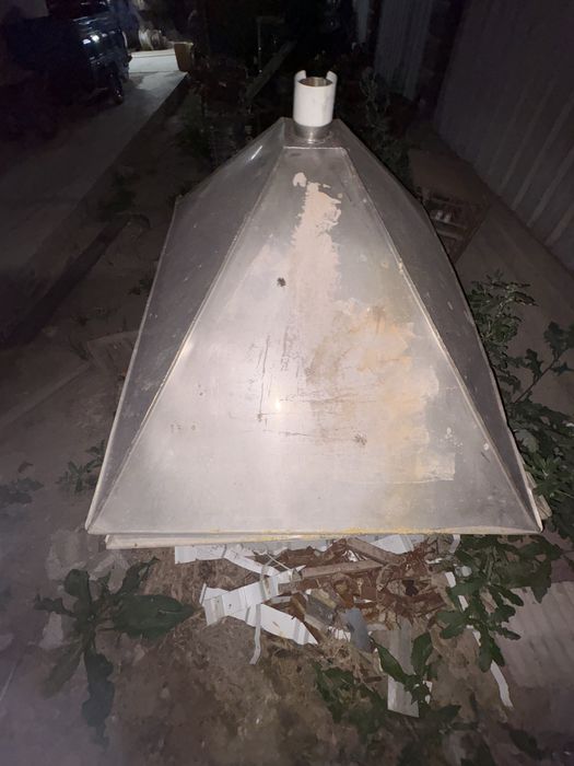 Вытяжной зонт 130х110 нержавейка