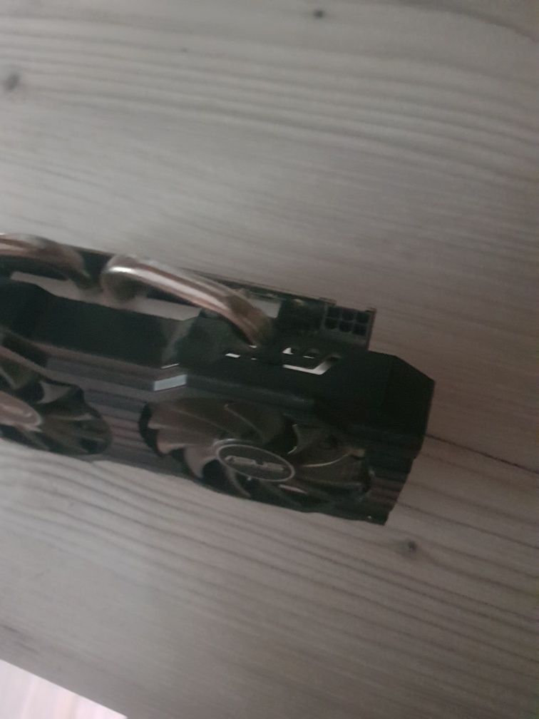Placa Video Asus Radeon R9 270 2gb Gaming