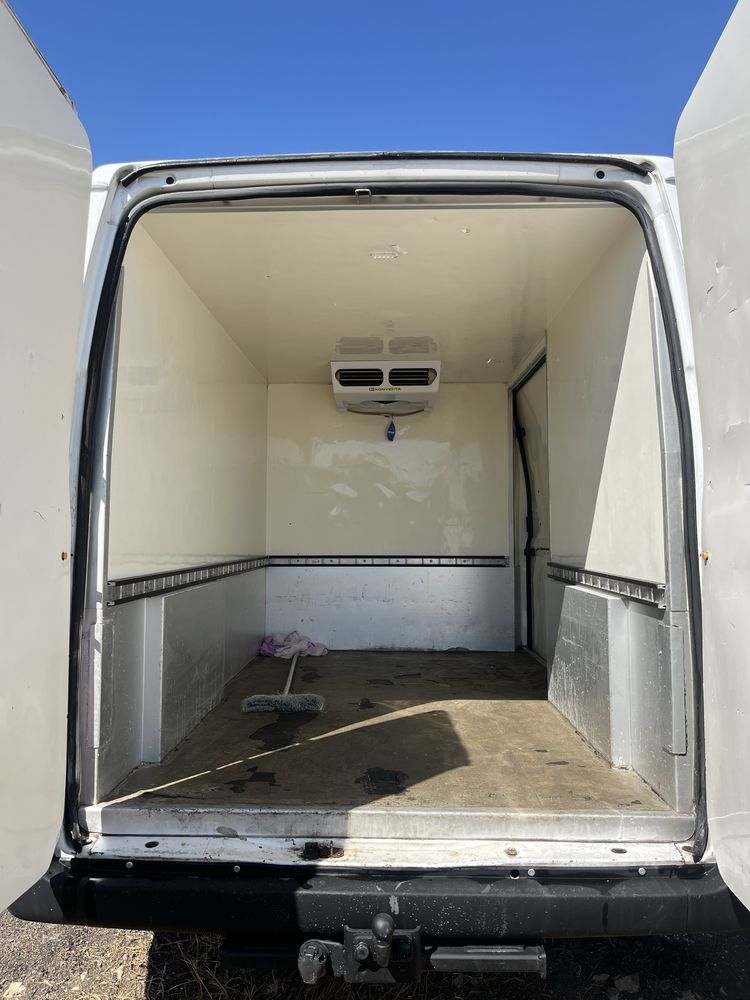 Ford transit 2.2 Хладилен