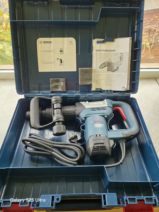 Машини BOSCH GSH 5, GBH 2-26 F, GBH 18V-28 CF